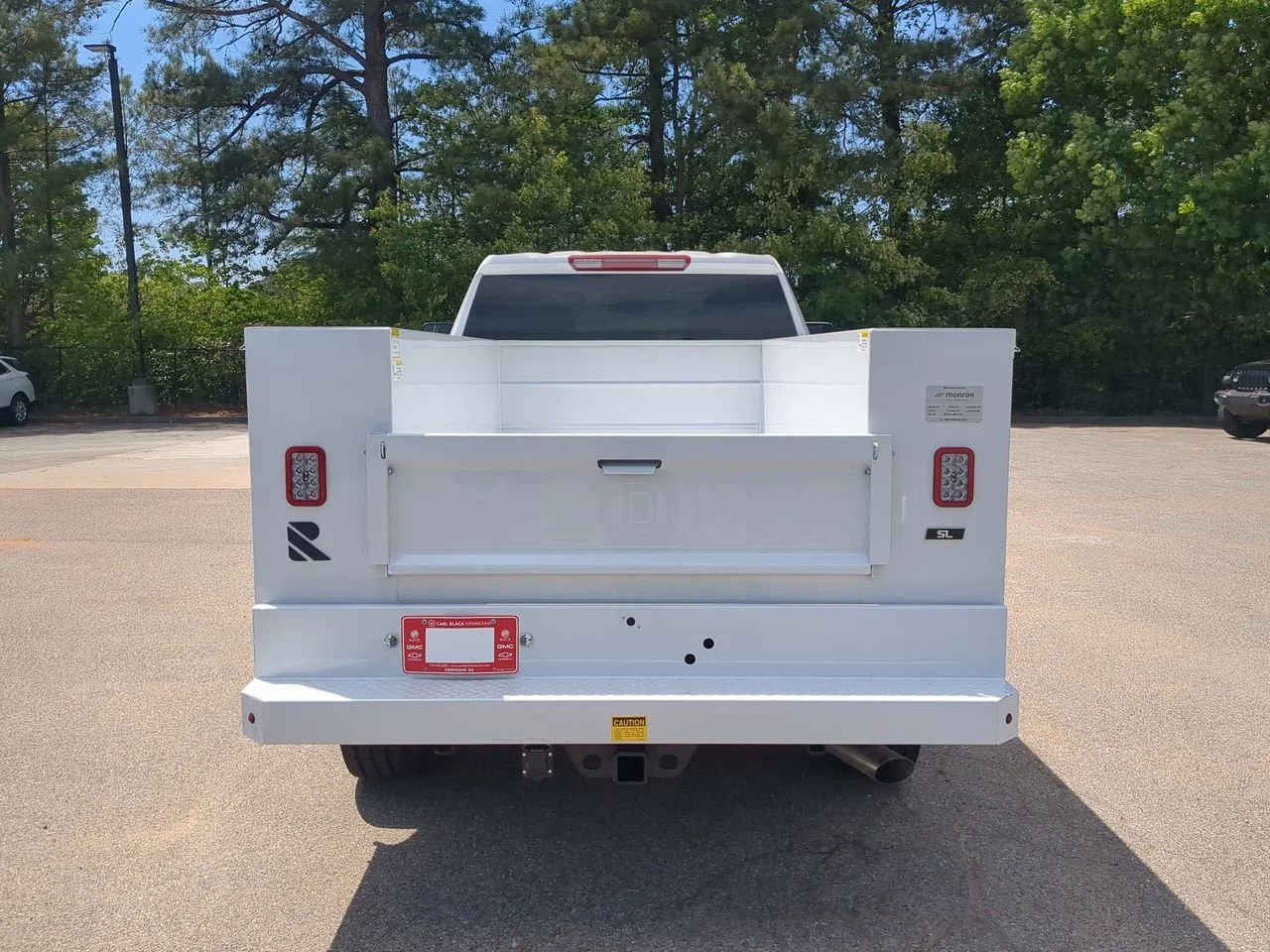 New 2026 Summit White GMC Pro image 7