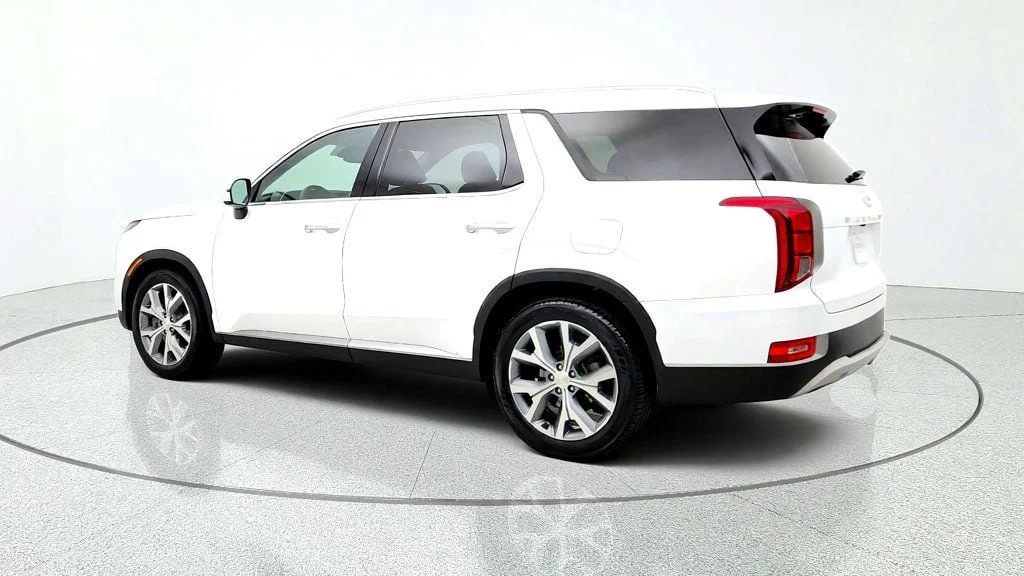 Used 2021 Hyper White Hyundai SEL AWD image 7