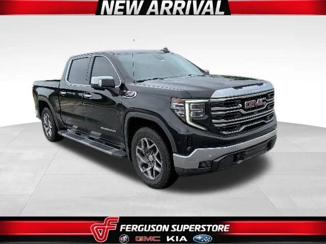 2022 GMC Sierra 4WD Crew Cab Standard Box SLT's photo