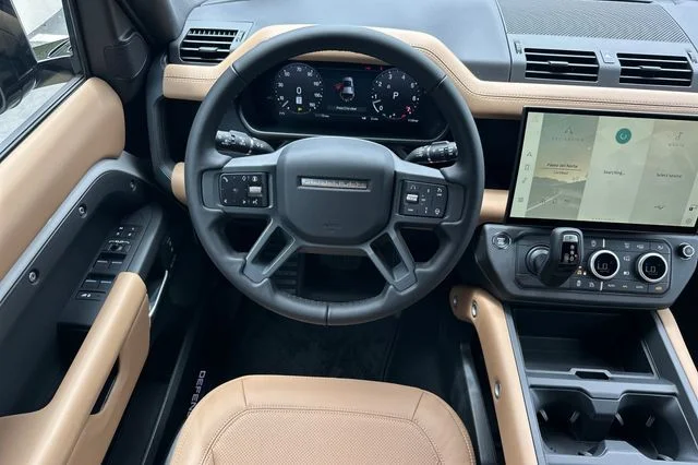 New 2026 Borasco Grey Land Rover X-Dynamic SE image 13