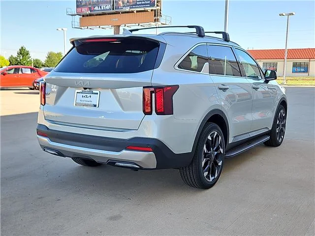 New 2026 Ivory Silver KIA EX Front-Wheel Drive image 3