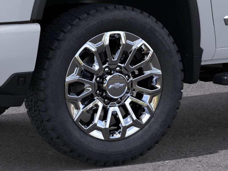 New 2026 Polar White Tricoat Chevrolet High Country image 9