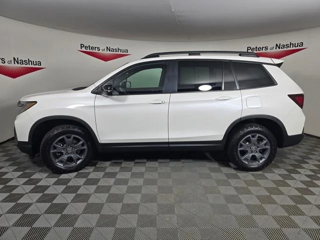 Used 2025 White Honda TrailSport image 13