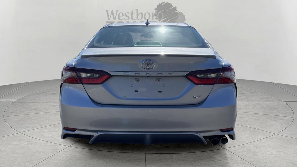 2024 Toyota Camry SE - Photo 6