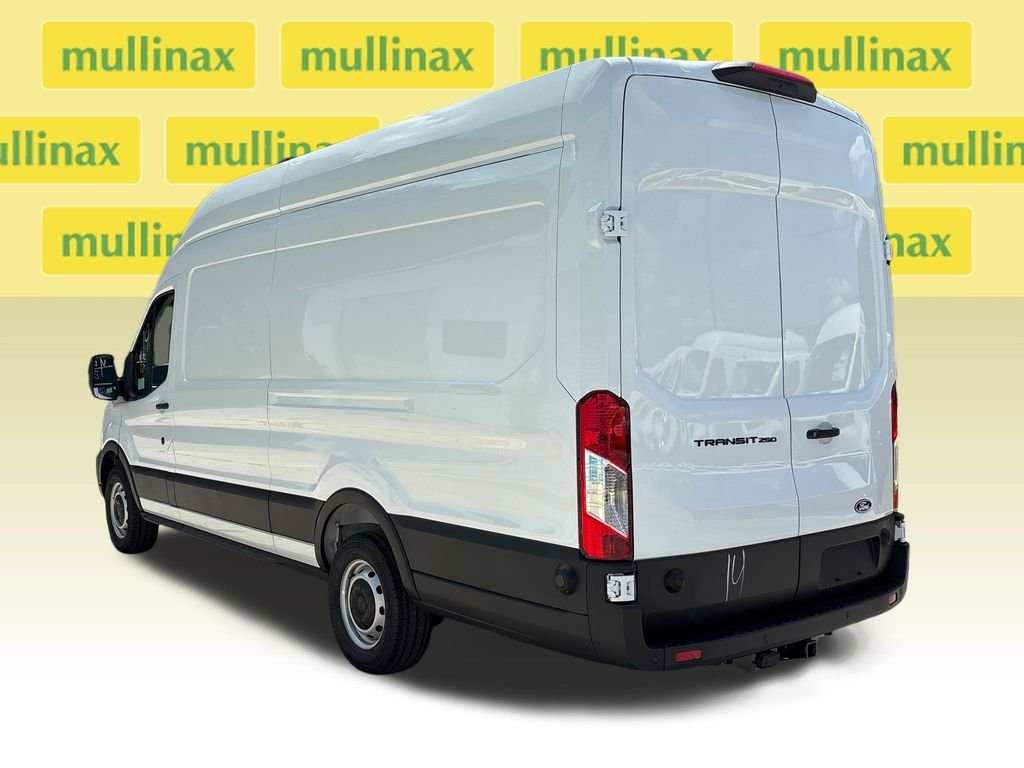 New 2026 White Ford Base image 11