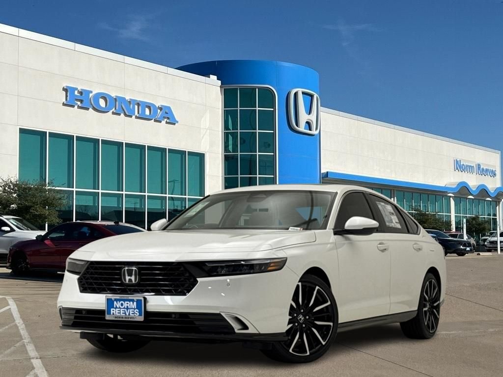 New 2026 Platinum White Pearl Honda Touring image 1