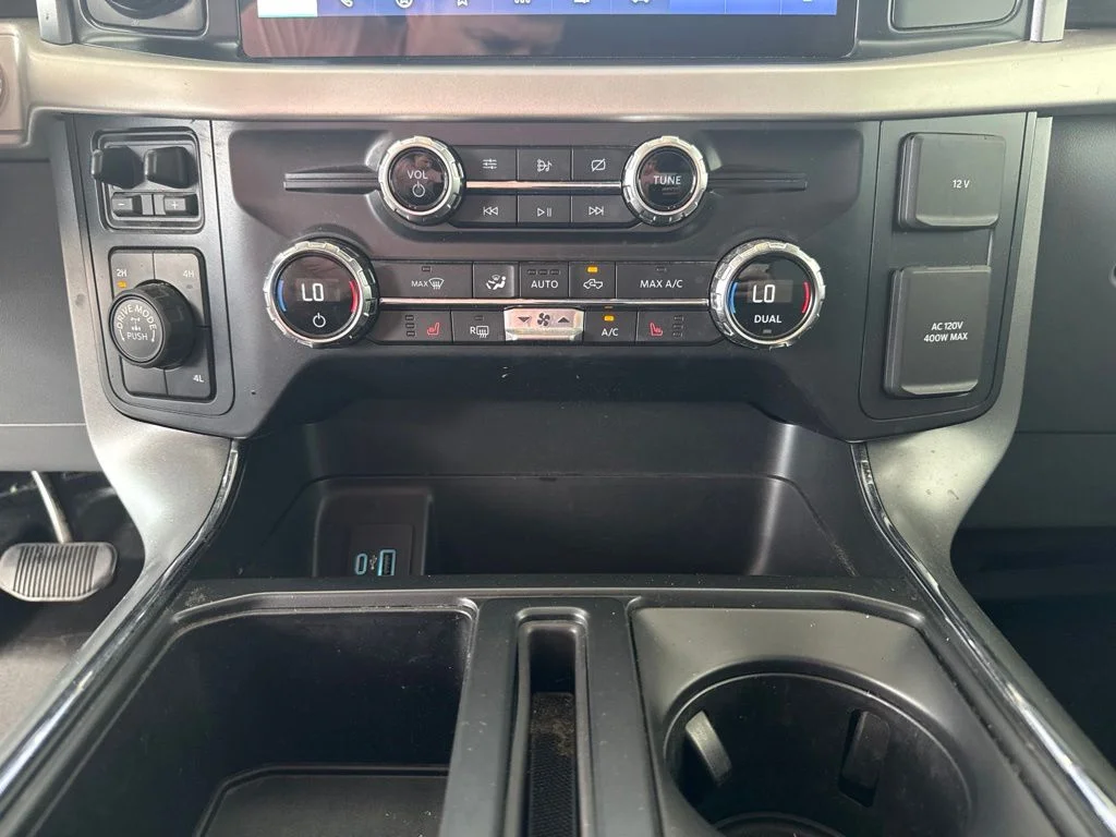 Used 2021 Oxford White Ford XLT image 18