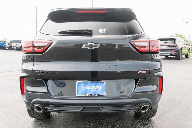 Used 2026 Black Chevrolet RS image 6
