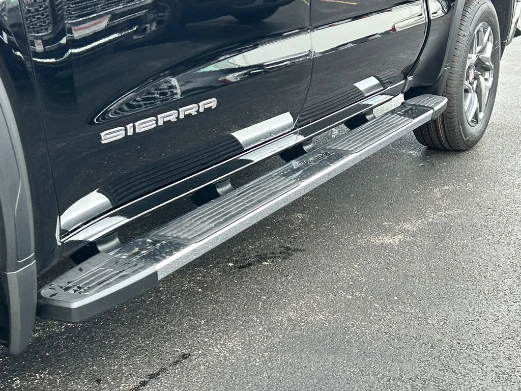New 2026 Onyx Black GMC SLT image 14