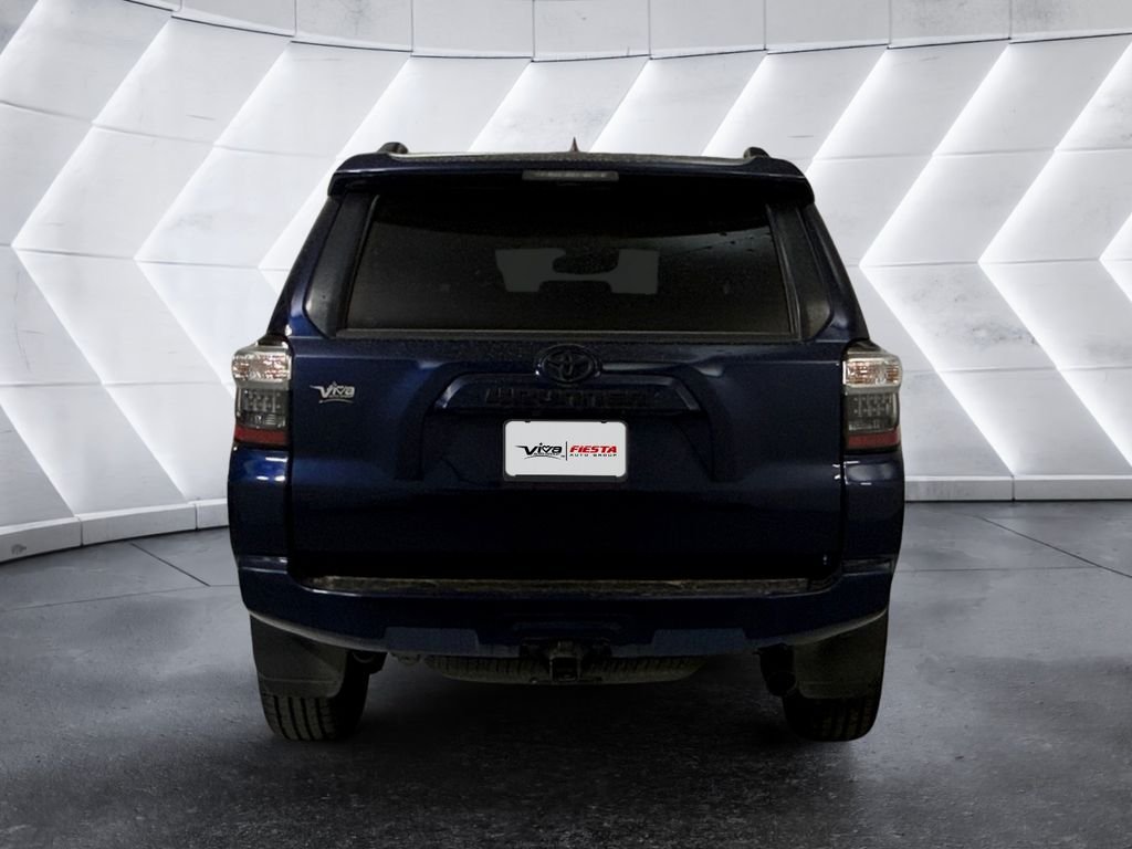 Used 2023 Blue Toyota SR5 Premium image 5