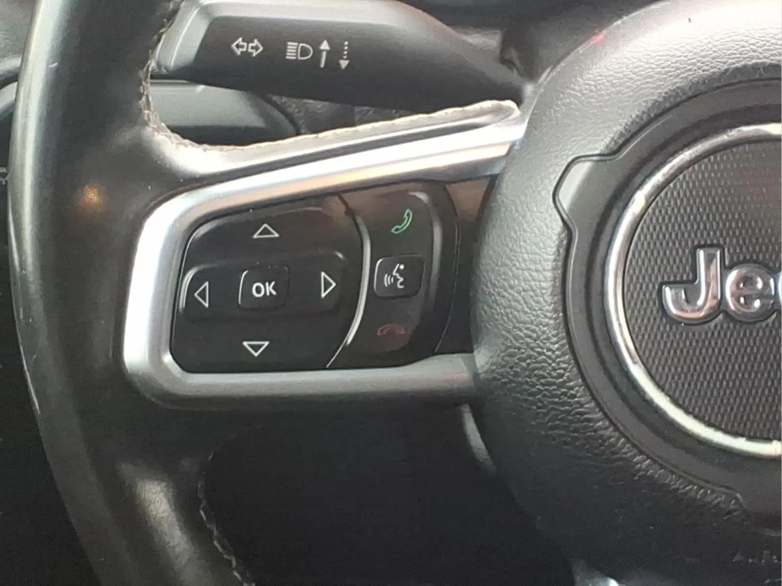 Used 2020 Black Clearcoat Jeep Sahara image 21
