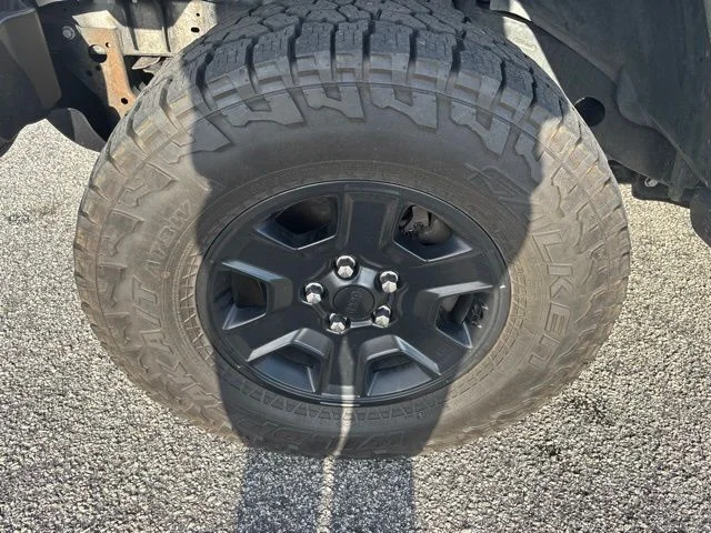 Used 2019 Black Jeep Unlimited Sahara image 4