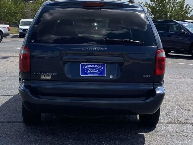 Used 2007 Blue Dodge SXT image 4
