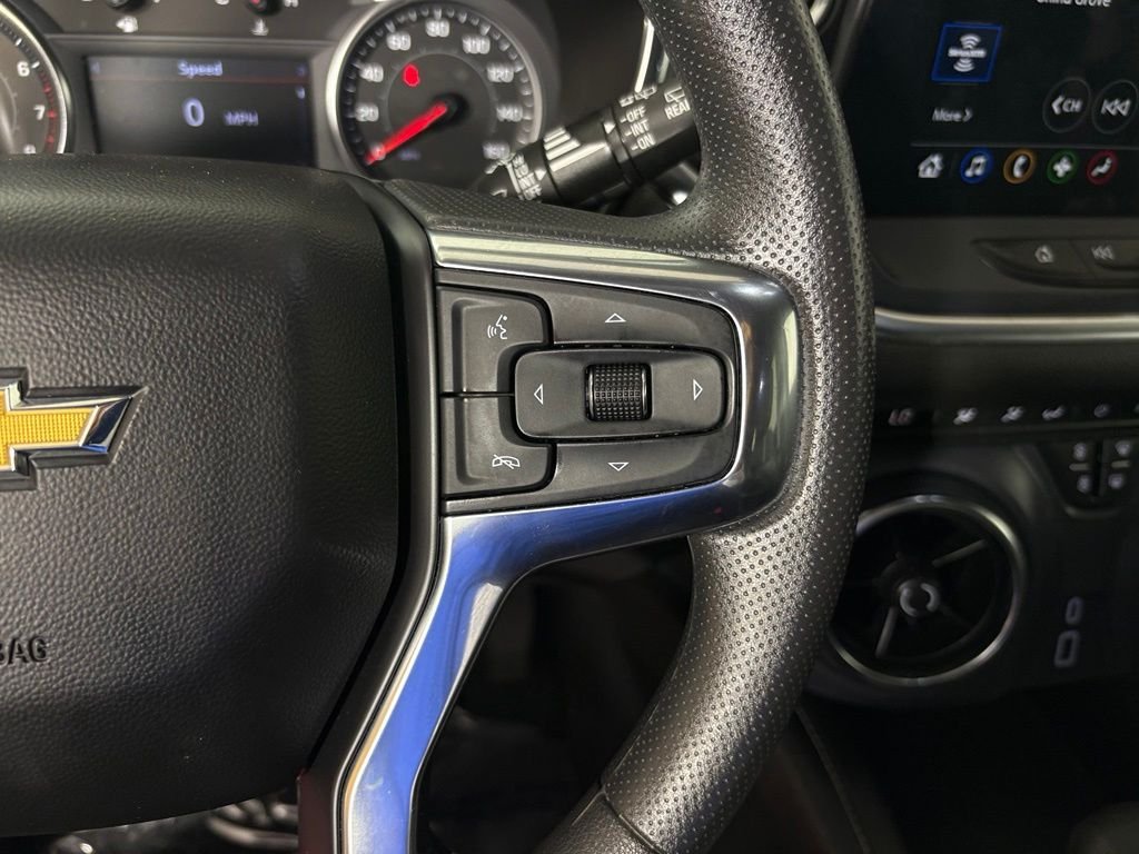 Used 2025 Orange Chevrolet LT image 20