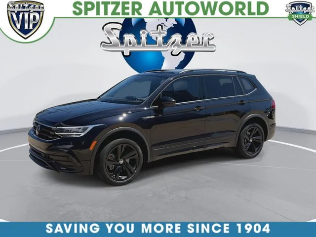 Used 2024 Black Volkswagen 2.0T SE R-Line Black image 5