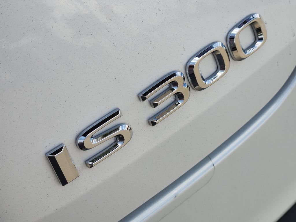 Certified Used 2024 White Pearl Lexus 300 image 12