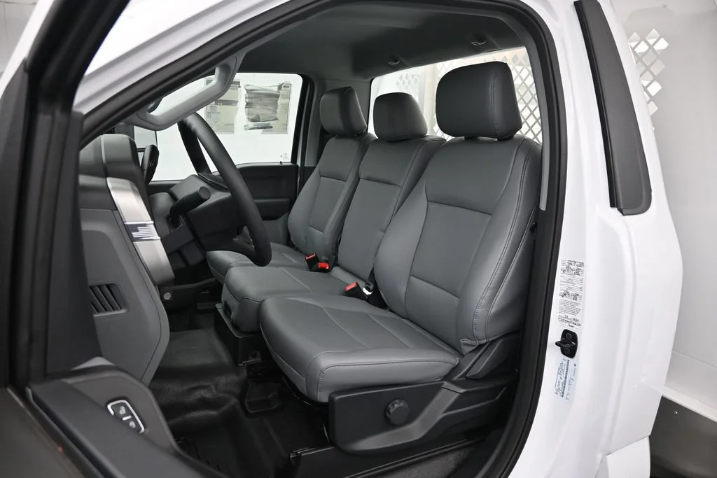 New 2026 Oxford White Ford XL image 16