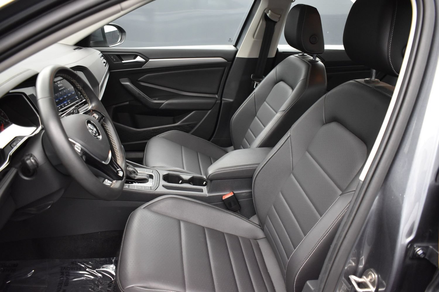 Used 2021 Gray Volkswagen  image 11