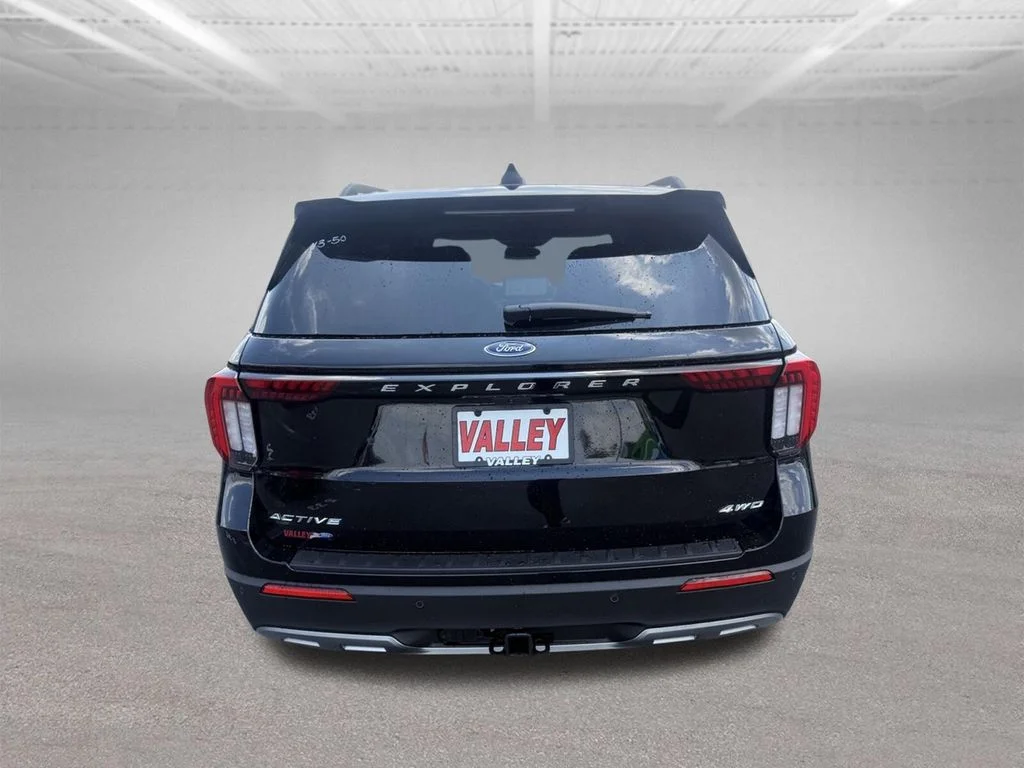 New 2026 Agate Black Metallic Ford Active image 5