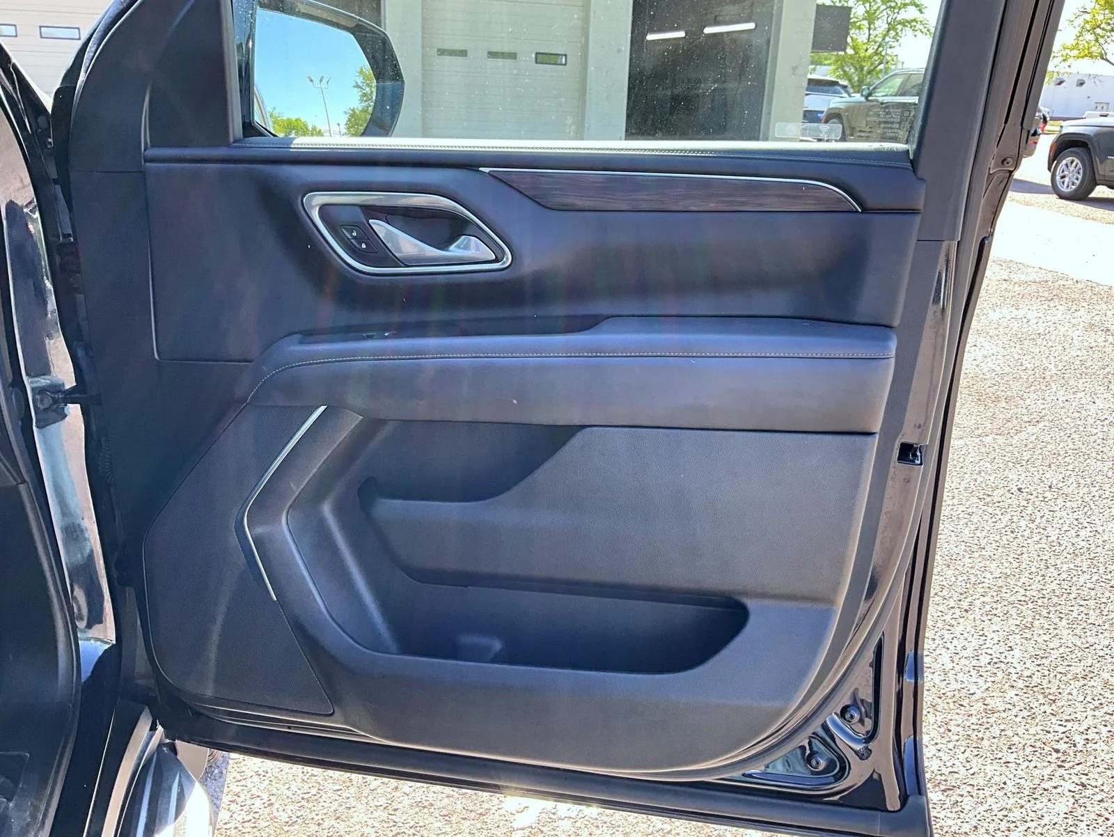 Used 2021 Blue Chevrolet LS image 17