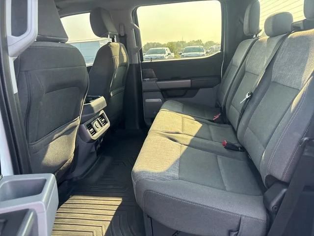 Used 2023 White Ford XLT image 30
