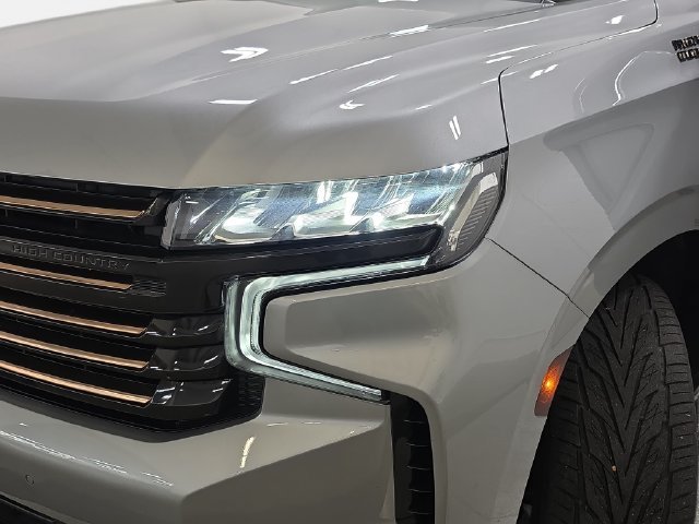 Used 2023 Gray Chevrolet High Country image 30