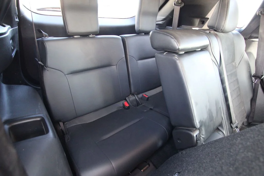 Used 2024  Mitsubishi SE image 10