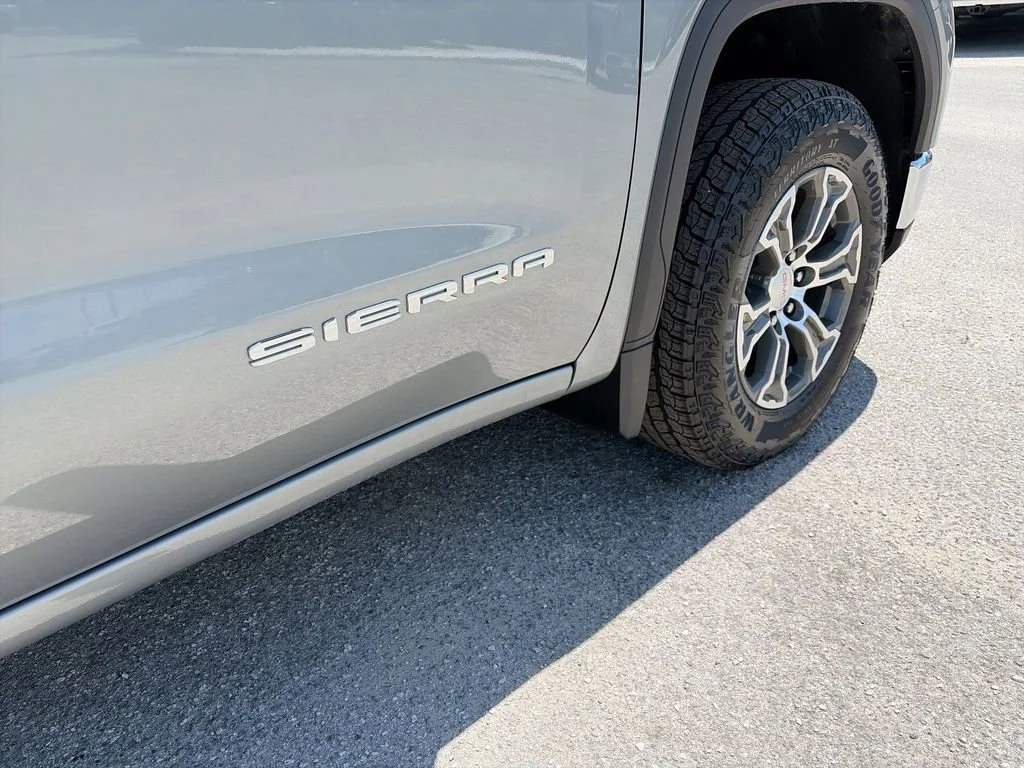 2026 GMC Sierra 1500 SLE - Photo 40