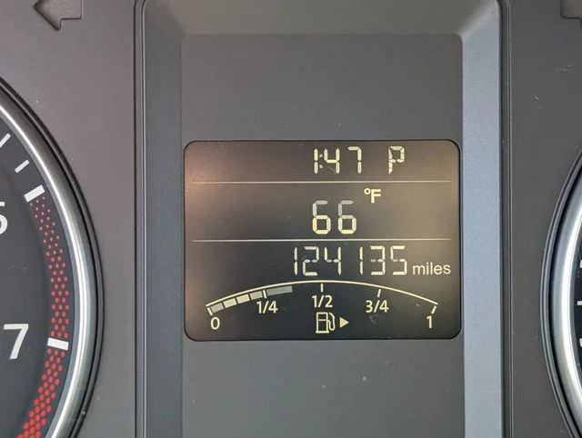 Used 2014 Silver Volkswagen 1.8T SE image 11
