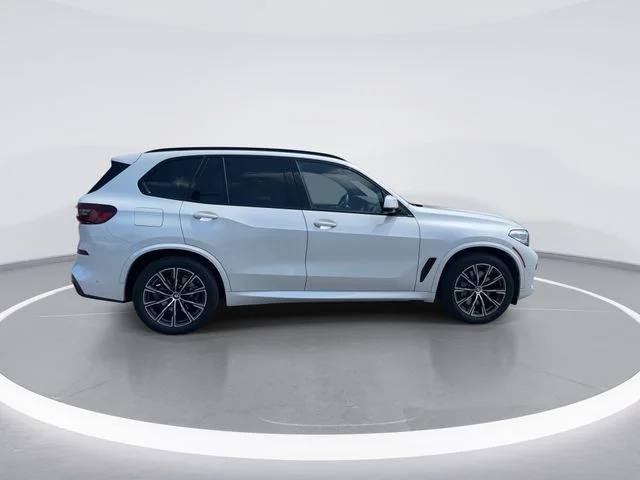 Used 2021 White BMW xDrive45e image 8