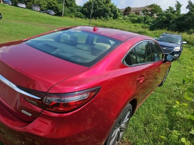 Used 2018 Red Mazda Grand Touring image 5