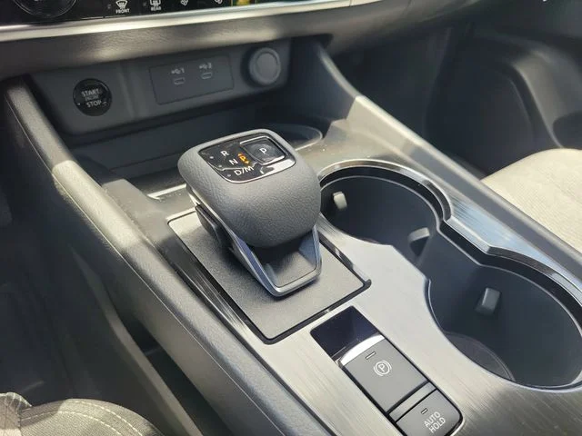 New 2026 Everest White Pearl TriCoat Nissan SV image 20