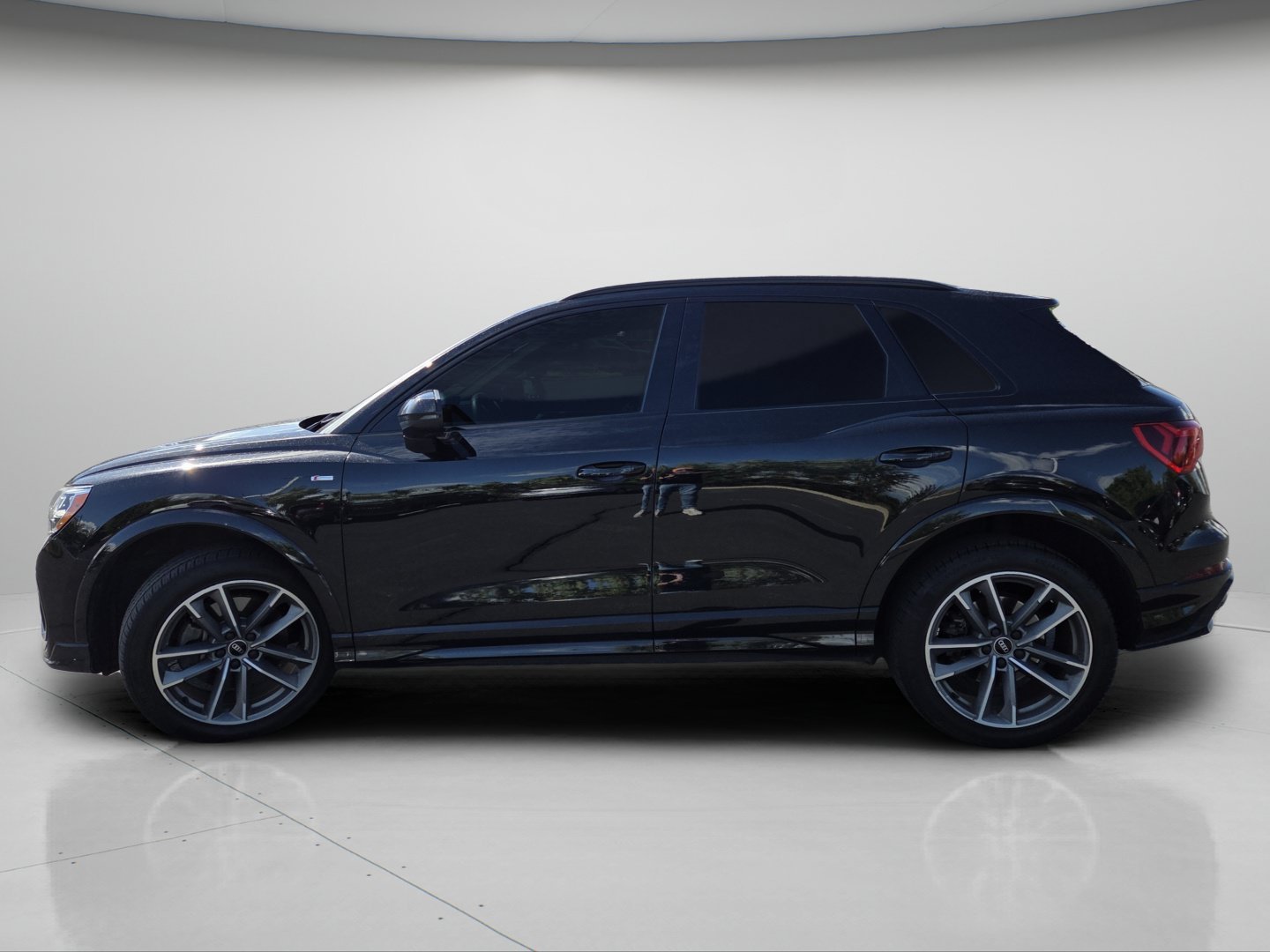 Used 2022 Black Metallic Audi Premium image 21