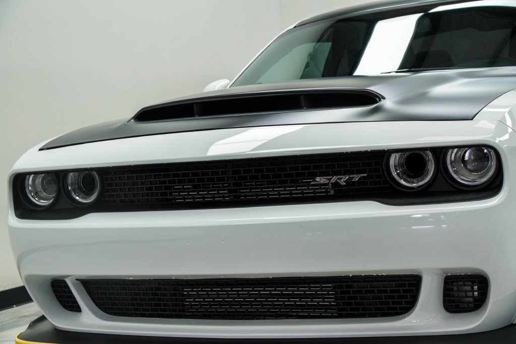 Used 2018 White Dodge SRT image 2