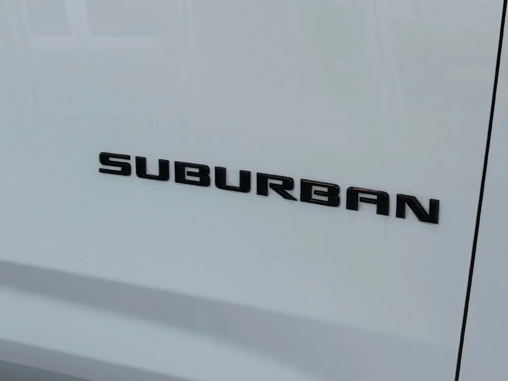 Used 2023 White Chevrolet RST image 10