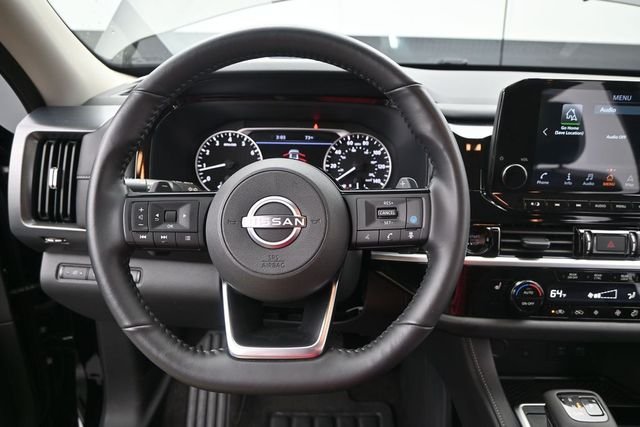 Used 2025 Super Black Nissan SL image 7