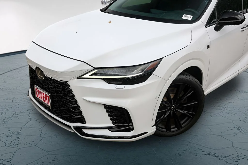 Used 2024 White Lexus 500h F SPORT Performance image 3