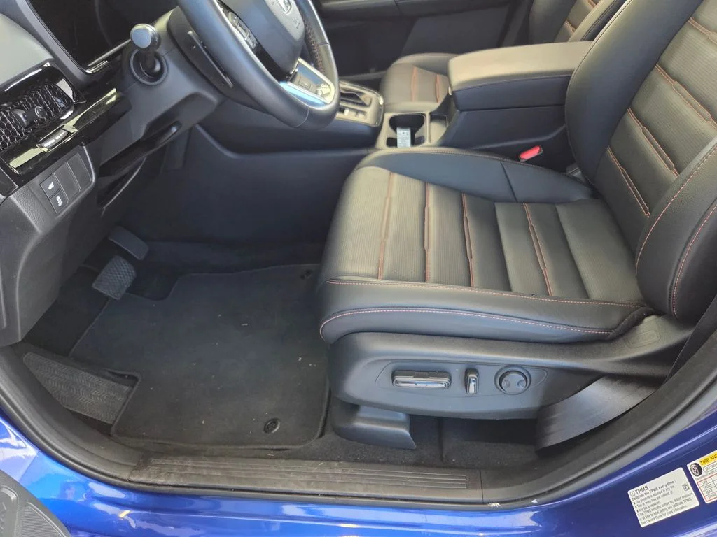 Certified Used 2025  Honda Sport Touring image 17