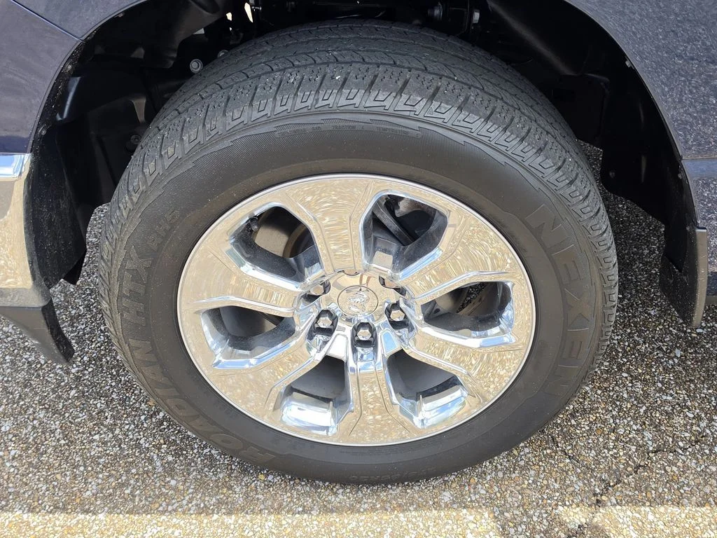 Used 2024 Blue Ram Big Horn/Lone Star image 29
