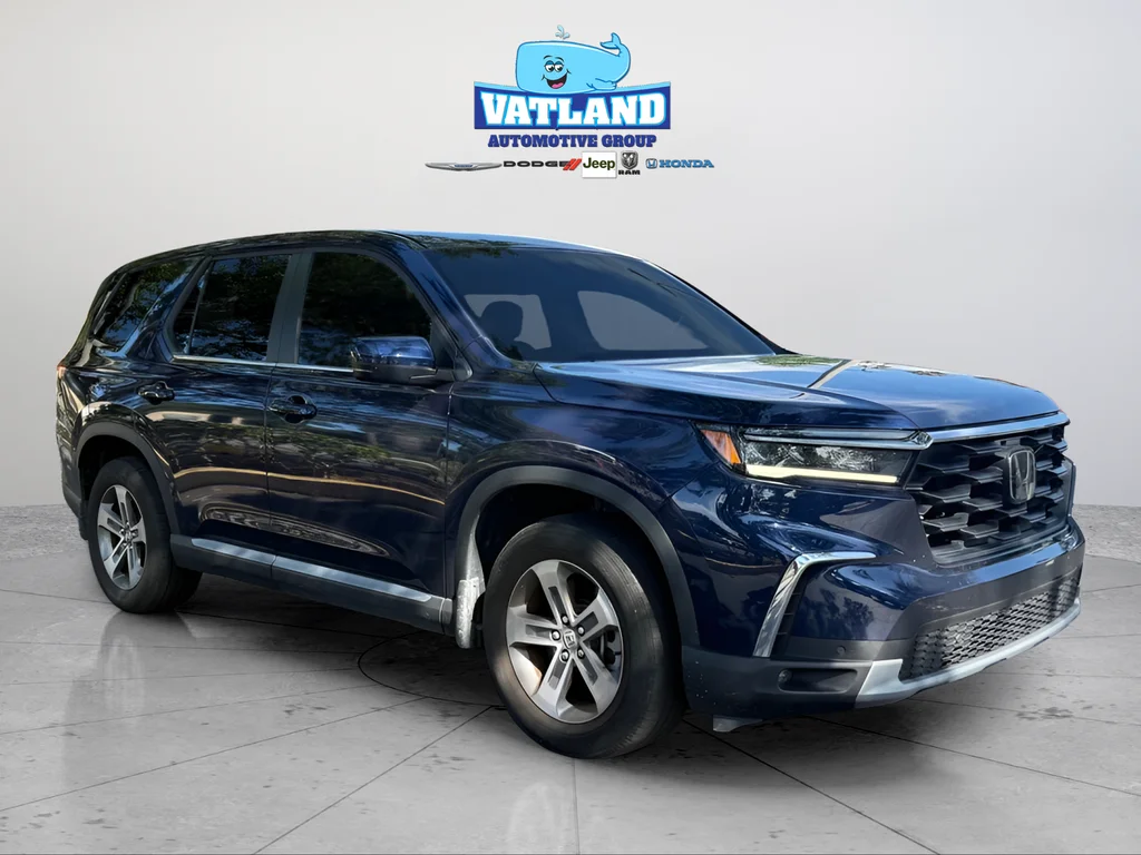 Used 2025 Obsidian Blue Pearl Honda EX-L image 20