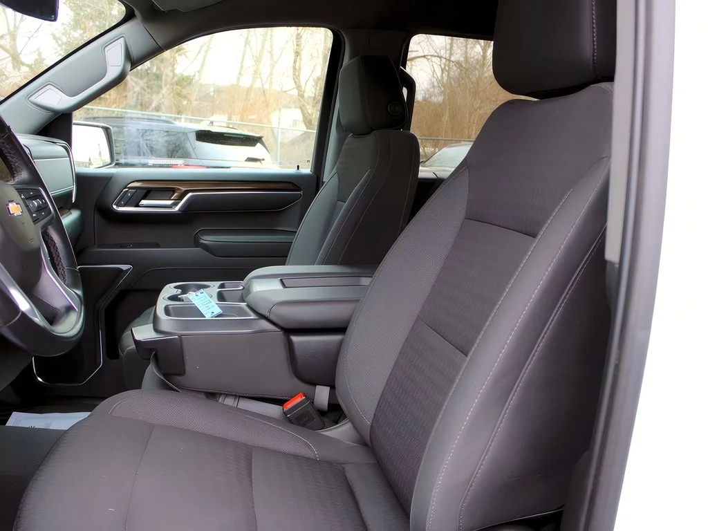Used 2023 Summit White Chevrolet LT image 12