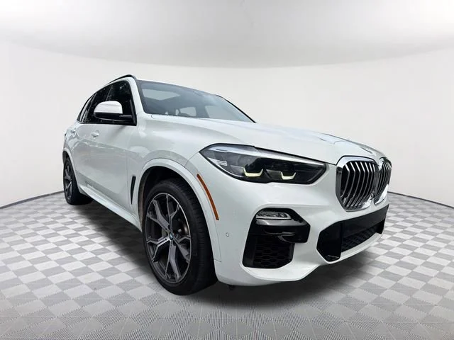 Used 2021 White BMW sDrive40i image 3