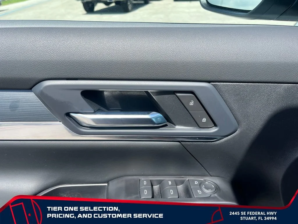 New 2026 Summit White GMC Elevation image 22