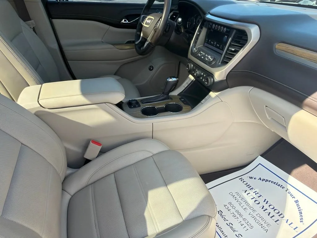 Used 2019 WHITE FROST TRICOAT GMC Denali image 16