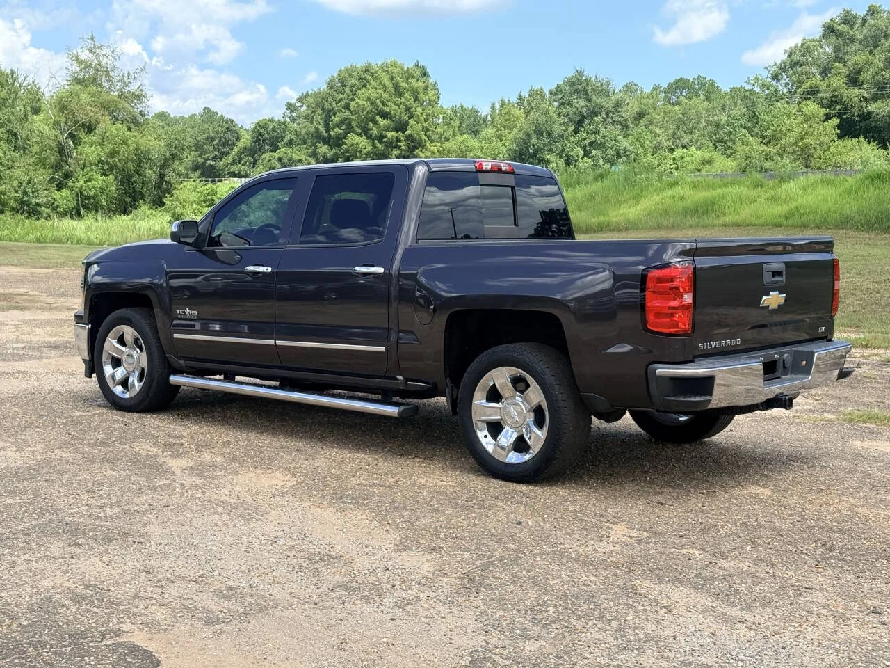 Used 2014 Gray Chevrolet LTZ 4x2 4dr Crew Cab 5.8 ft. SB image 3