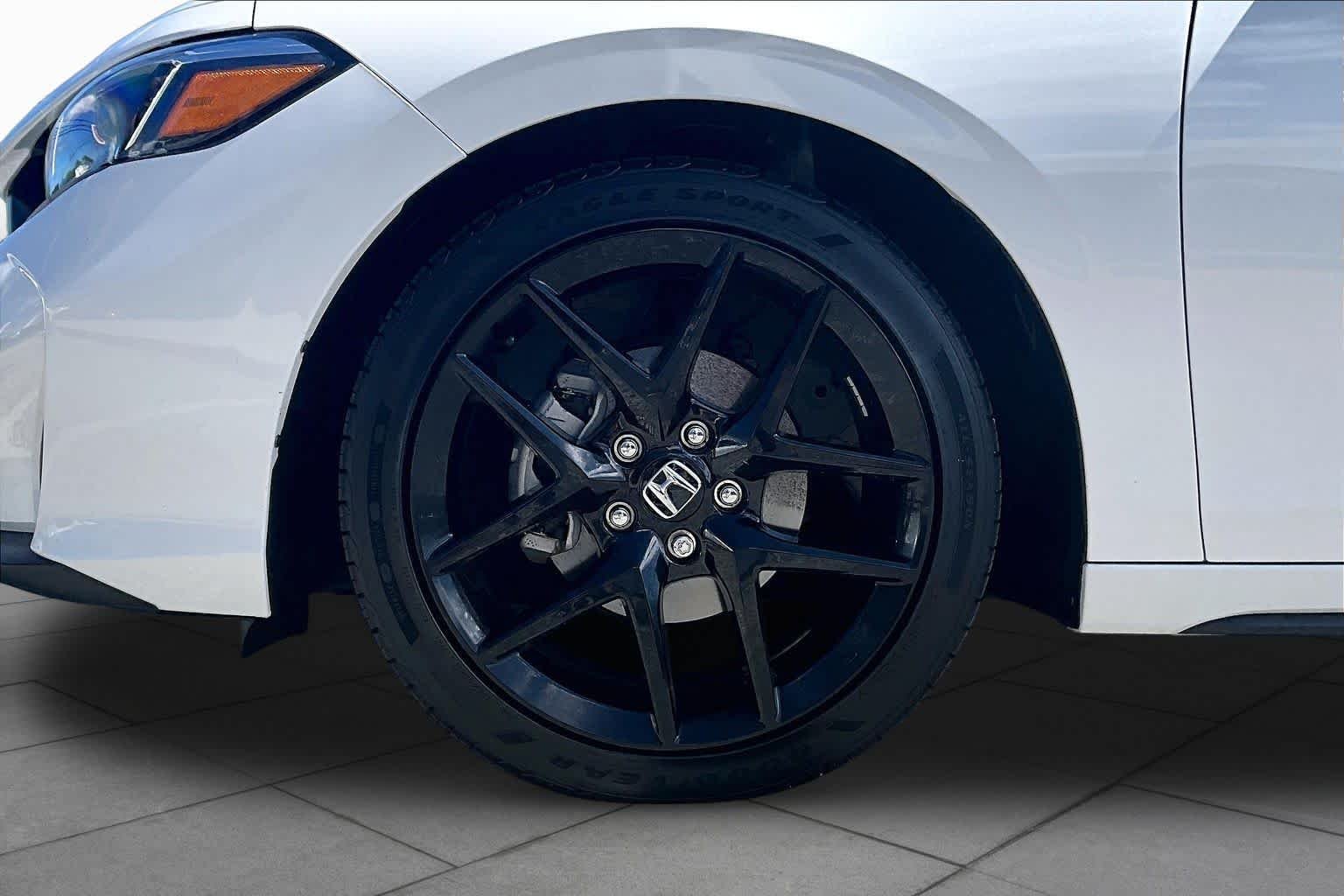 2026 Honda Civic Hatchback Sport - Photo 11