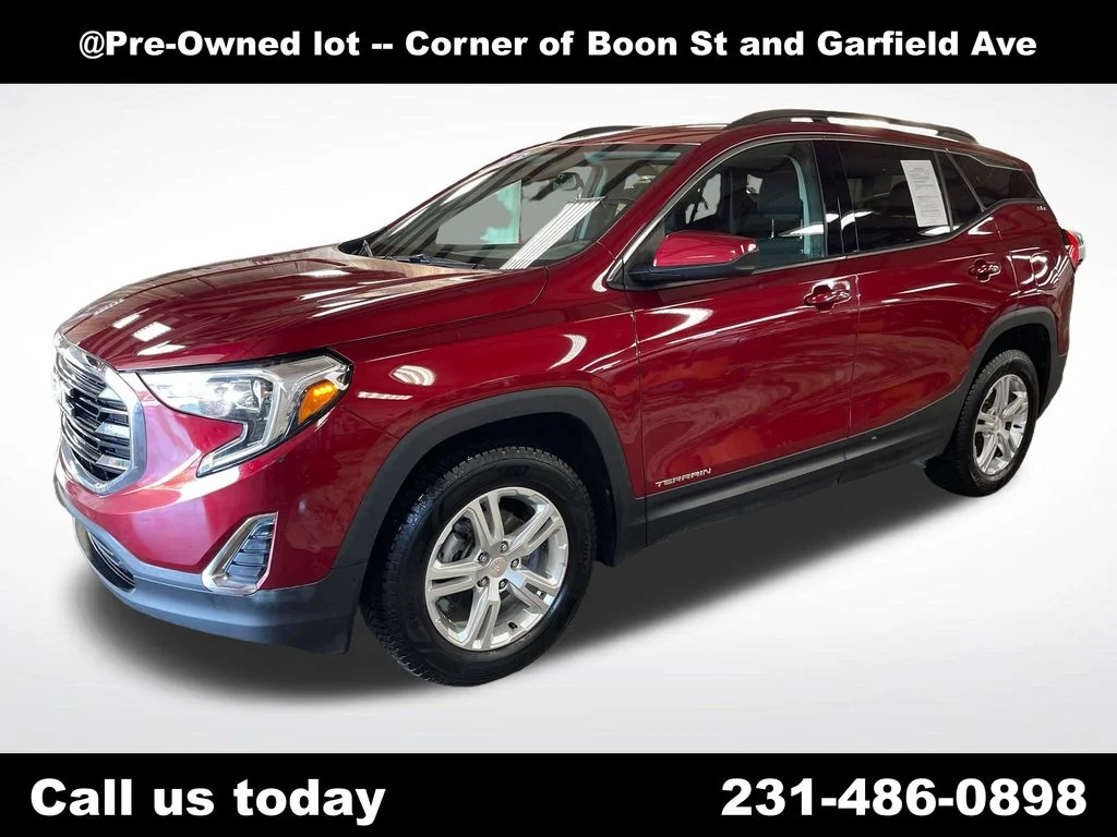 Used 2020 Red GMC SLE image 1