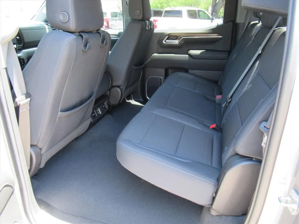 Used 2024 Gray Chevrolet LT image 31