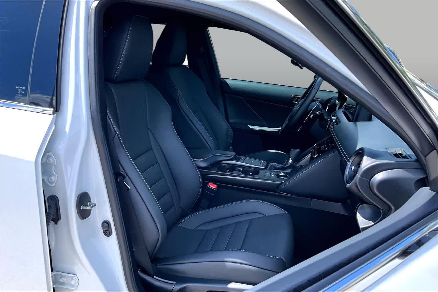Used 2023 Ultra White Lexus F SPORT image 9