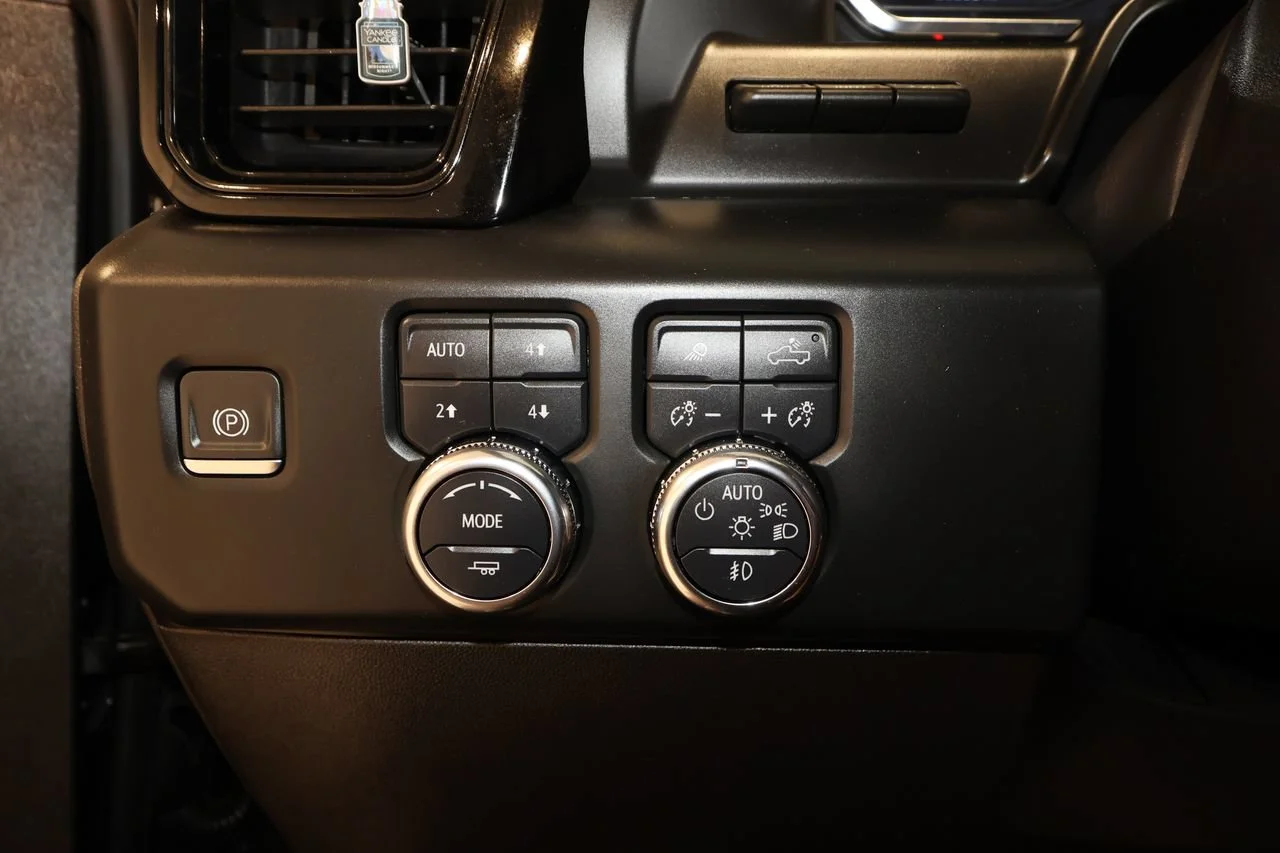 Used 2024 Titanium Rush Metallic GMC AT4 image 11
